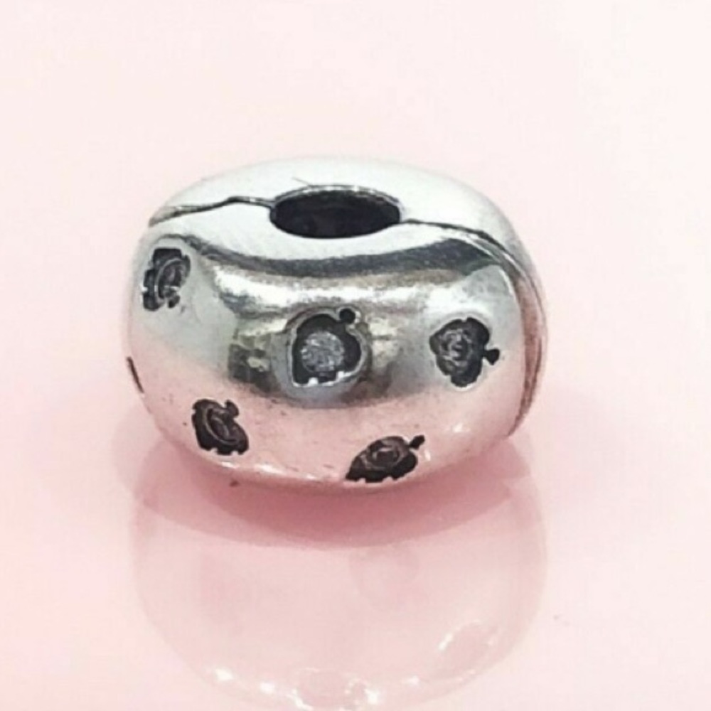 Authentic Pandora Sterling Silver Sparkling Leaves Clear  CZ Clip #798345CZ